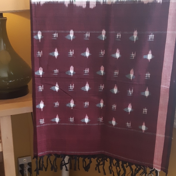 Shawl - Picture 2 of 2